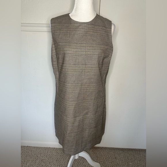 Alice + Olivia Tan Ribbed Sheath Mini Dress Crew Neck size 14 - Picture 5 of 14
